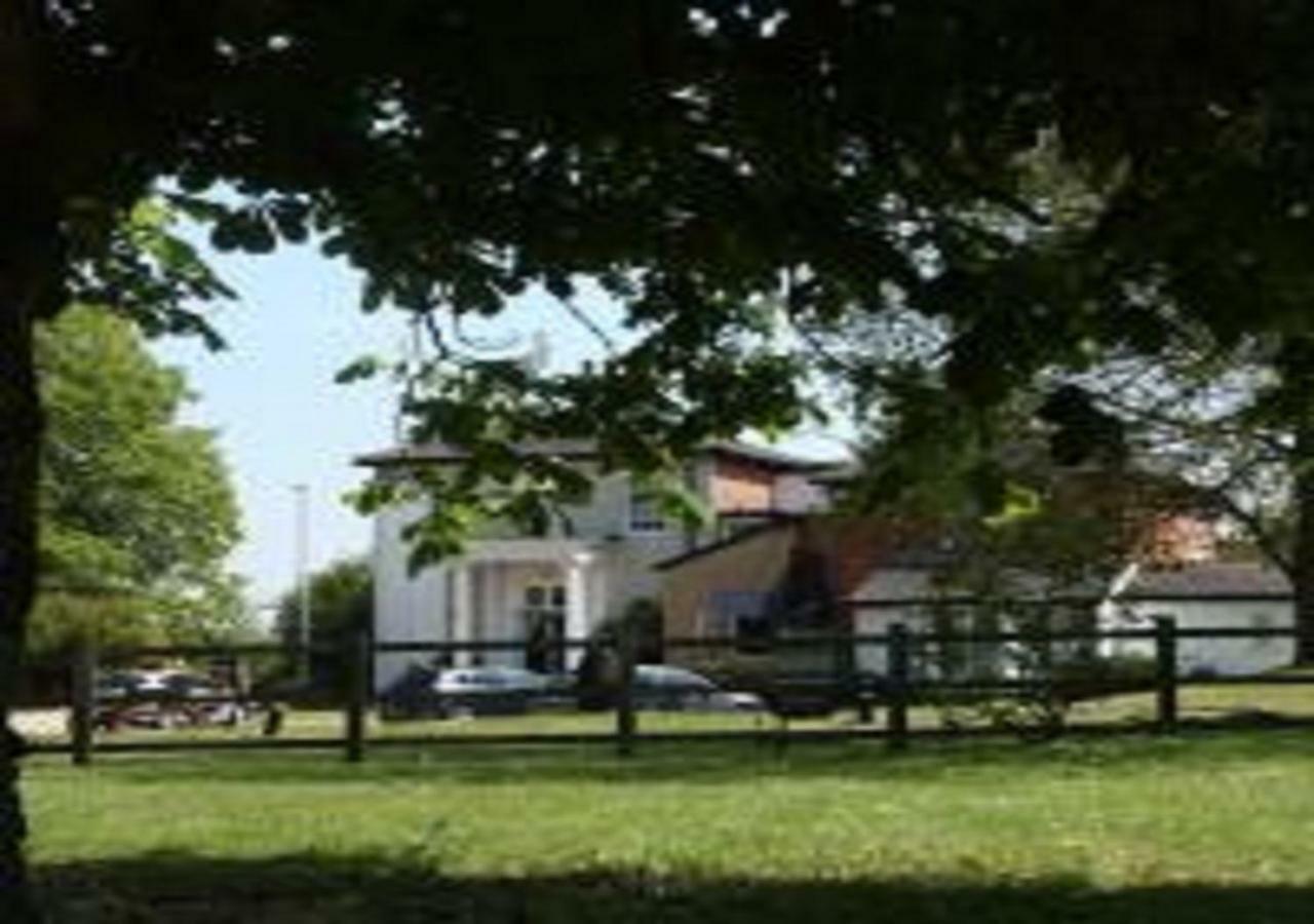 Best Western Gatehouse Hotel Ipswich Extérieur photo